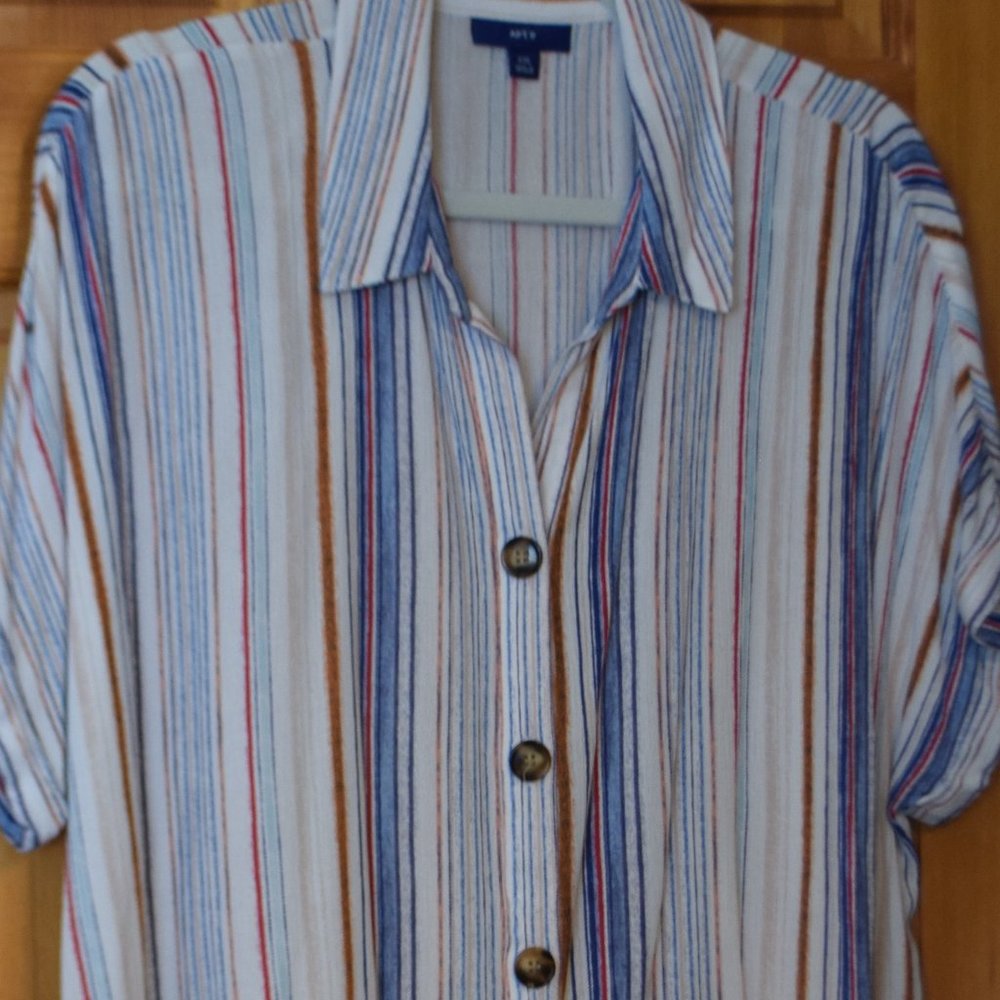 Apt 9 short sleeve blouse